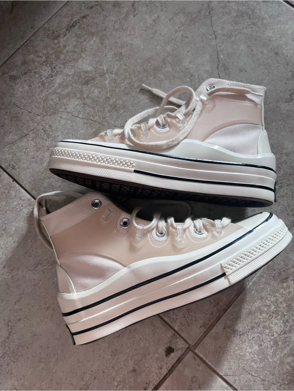 Chuck 70’s Kim Jones collection with mismatched ankle logos.